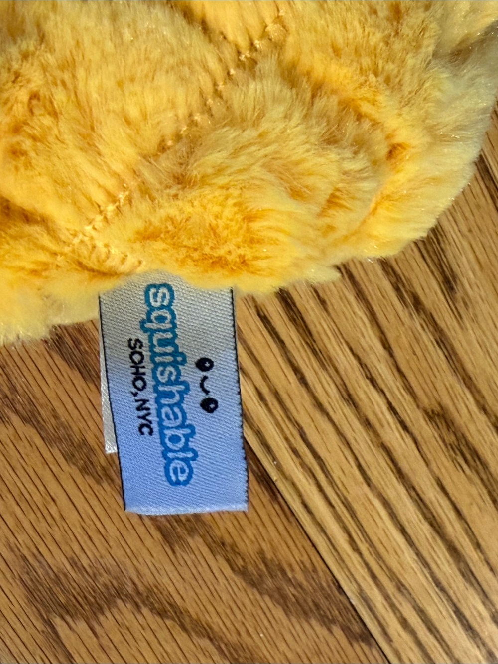 Squishable Pineapple - Picture 6 of 6